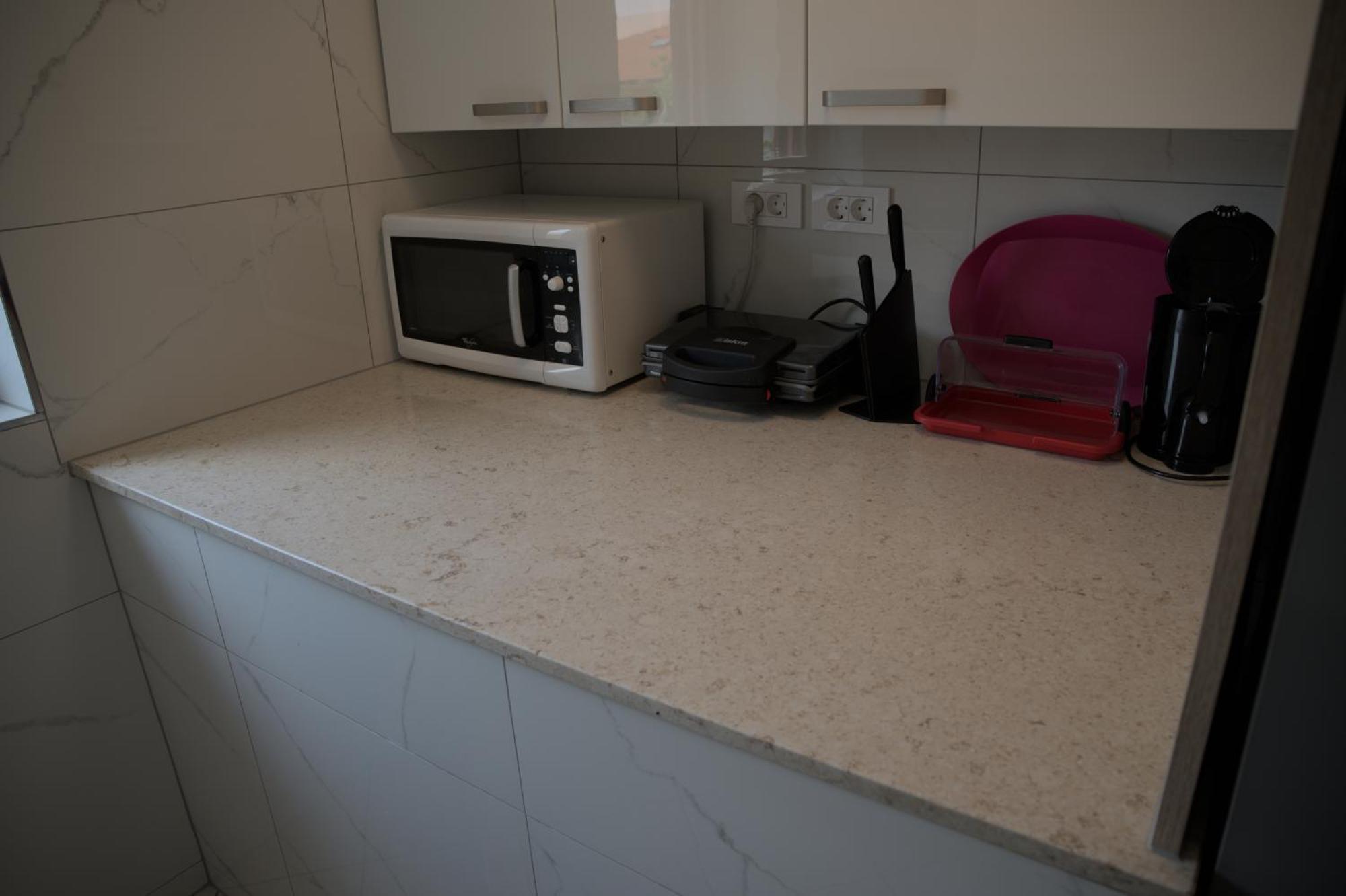 Apartmaji Soncek Izola Exterior foto